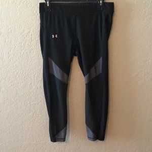 Under Armour LARGE Workout Leggings